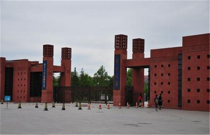 開(kāi)封鄭州大學(xué)鍋爐及循環(huán)水處理工程